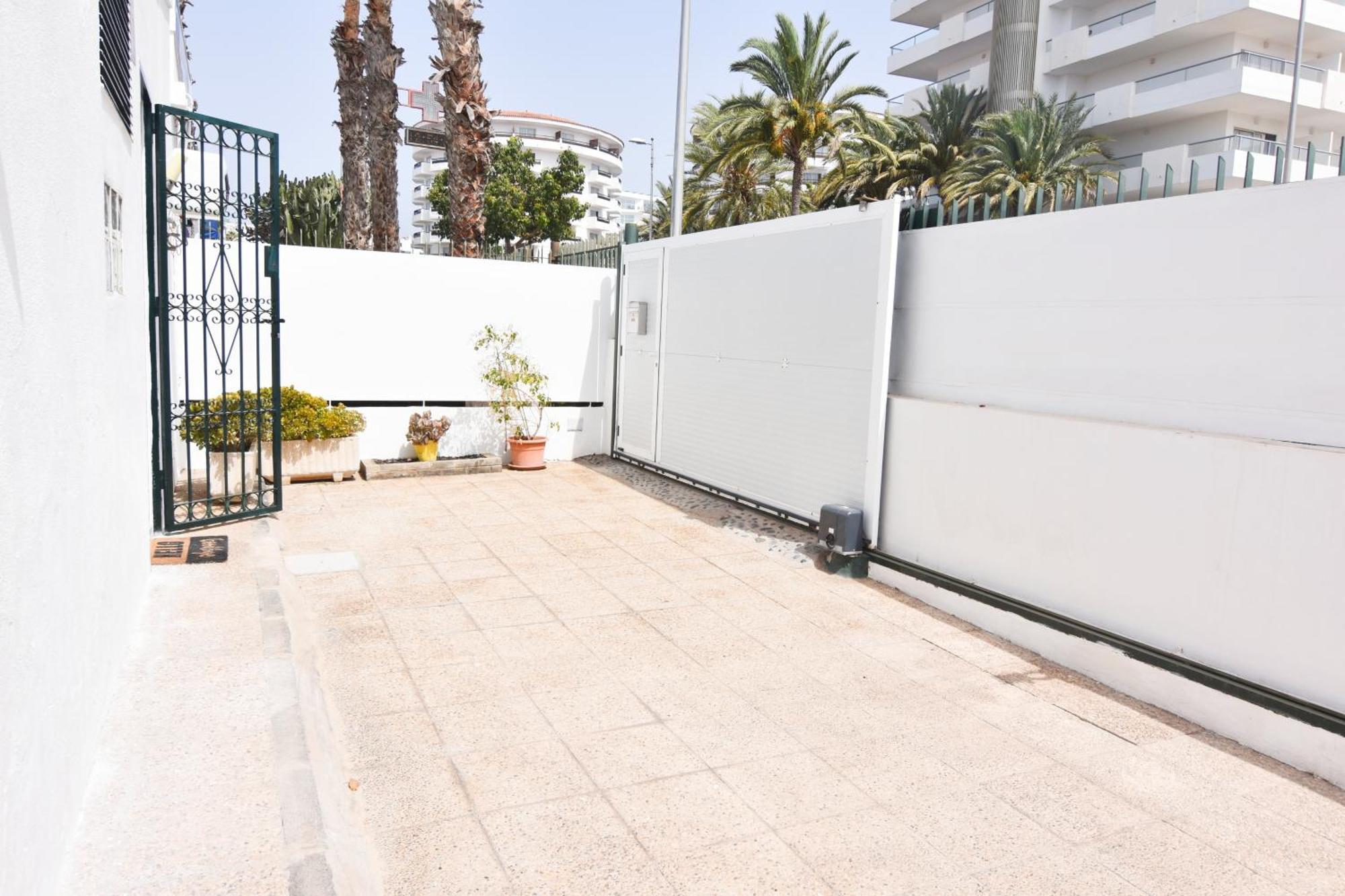 Club 14 By Pride Holiday Rentals Playa del Inglés Extérieur photo